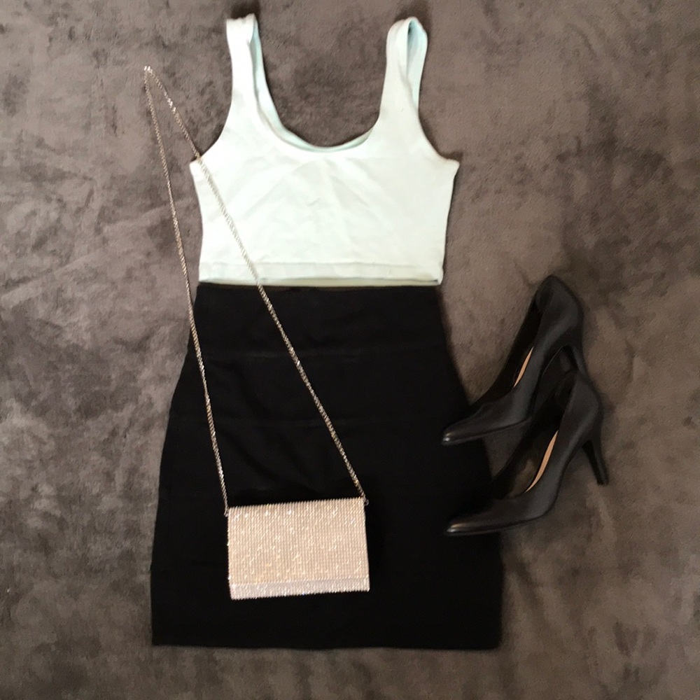 Aritzia talula skirt
